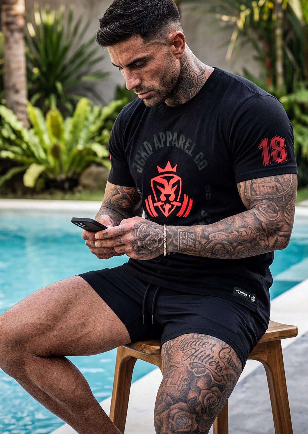 RTLS 3018 Crowned Lifter Tee in black, regular fit 180 GSM gym tee for lifters
